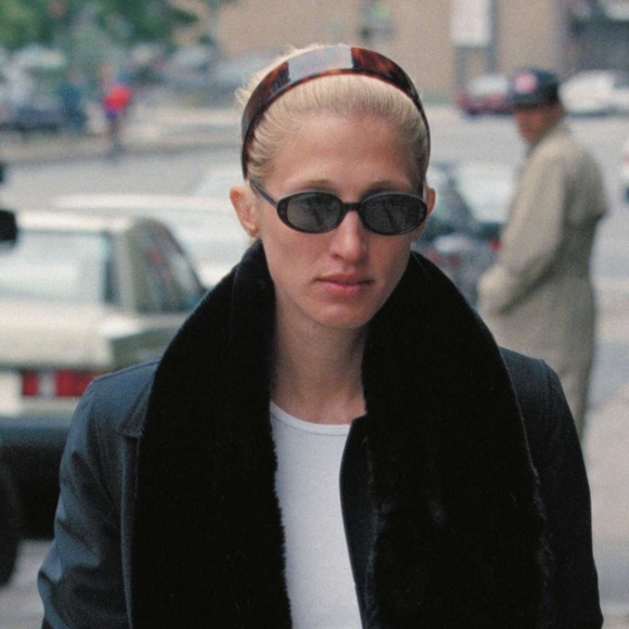 Accessories - CBK 90s  TRENDY BLACK OR BROWN SUNGLASSES